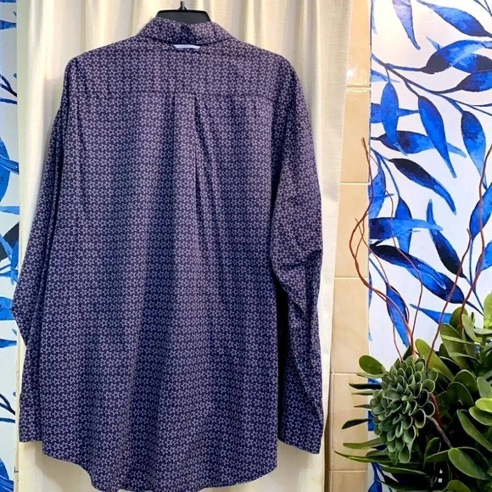 Men’s Tommy Hilfiger Blue with White Stars Button Down Size XL
